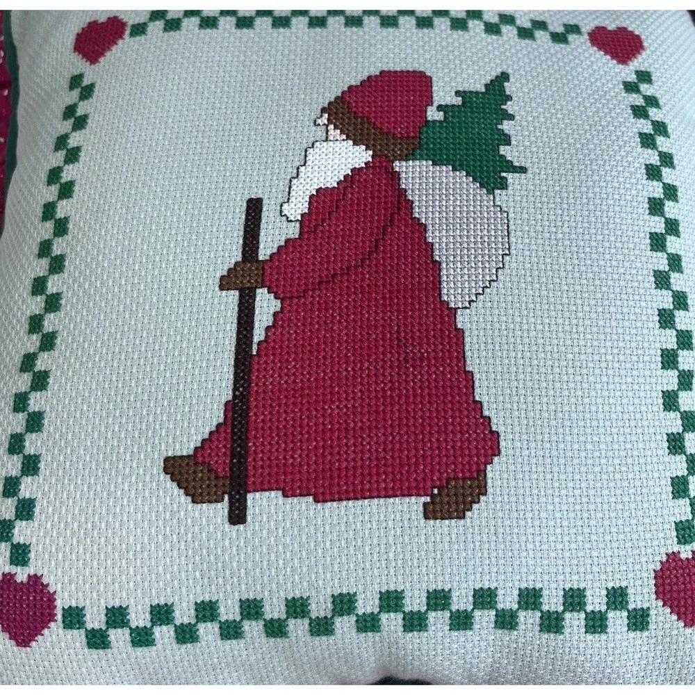 Vtg Handmade Needlepoint Santa Holiday Christmas Pillow Red Green Homespun Heart